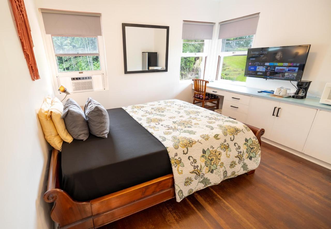 Hilltop Legacy Vacation Rental Hilo Exterior photo