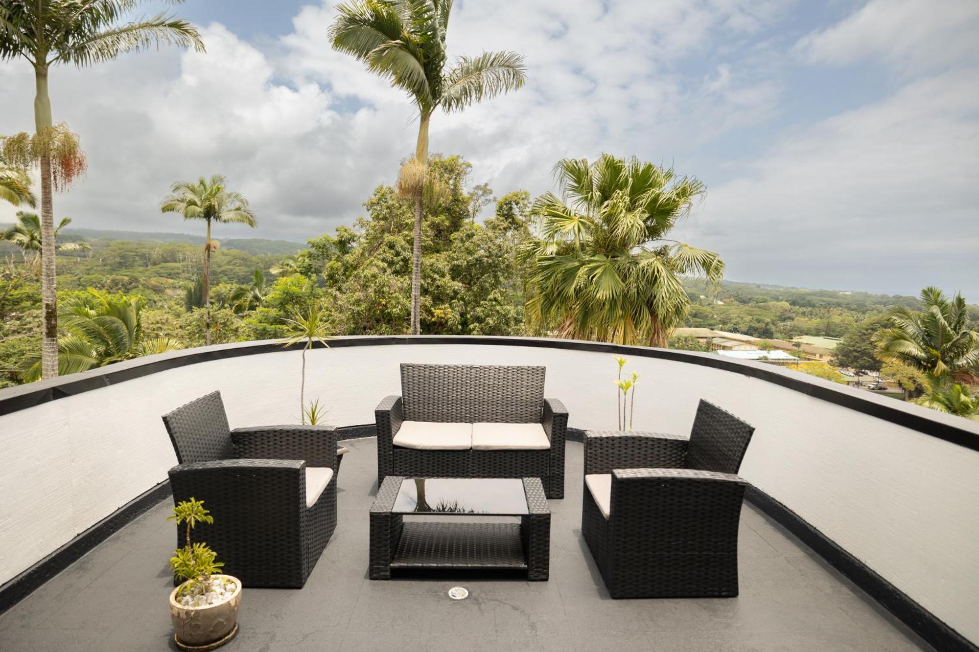 Hilltop Legacy Vacation Rental Hilo Exterior photo